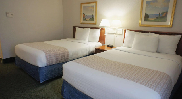 Четырёхместный номер Standard La Quinta Inn by Wyndham Ft. Lauderdale Tamarac East