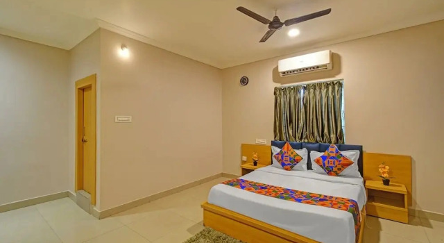 Fabhotel Eyries The Business