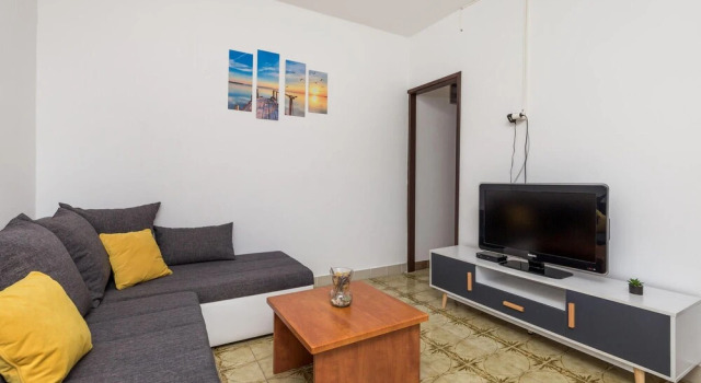 Stunning Home in Rab With Wifi and 1 Bedrooms, Prenota Hotel Hotel a Isole Quarnerine con parcheggio, Parcheggio