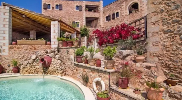 Samonas Traditional Villas Red Villa Fliskouni - 90m Maisonette