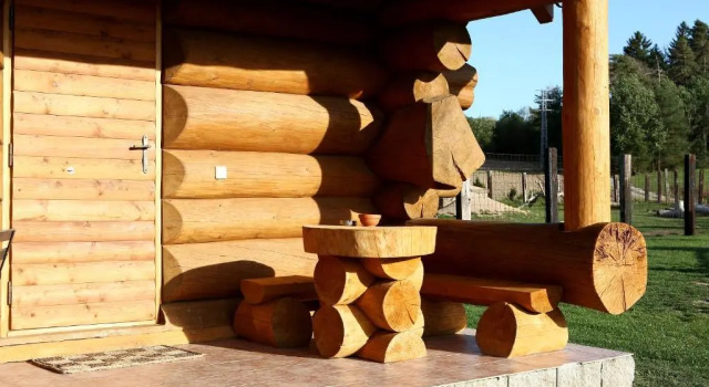 Na Samotě Ve Srubu, Reservar Hotel Plzeň 