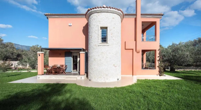 Вилла Girasole Villa