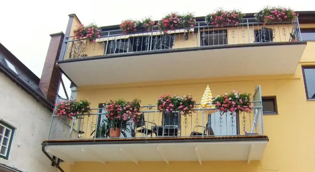 Апартаменты Atelier Apartment with Traunsee Lake view