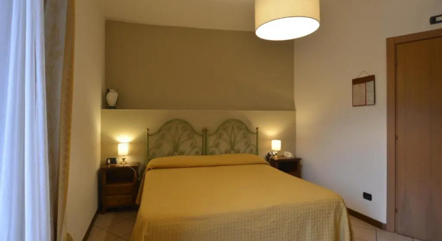 Номер Comfort Hotel Bisesti ***S