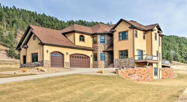 Sturgis Vacation Rental w/ Hot Tub & Game Room!, Забронировать Дом для отпуска Стерджис Black Hills National Forest