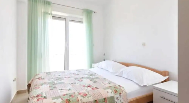House With 3 Bedrooms in Sevid, With Wonderful sea View, Enclosed Gard, Varaa Hotelli Sevid Trogir Riviera