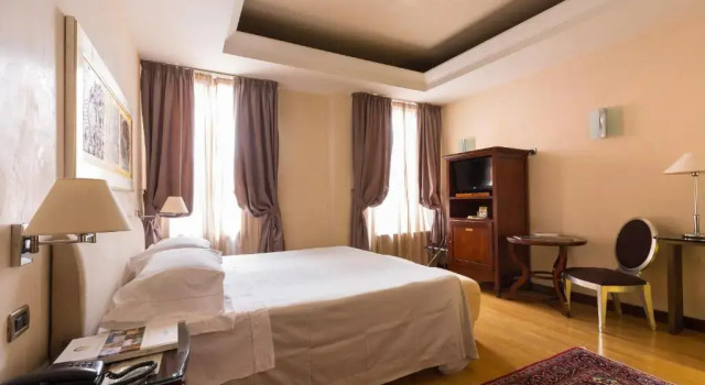 Полулюкс Hotel Liassidi Palace
