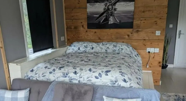 Tranquil Cabin Retreat- Sleeps 2, Parking, Prenota Casa vacanze Welshpool Powys