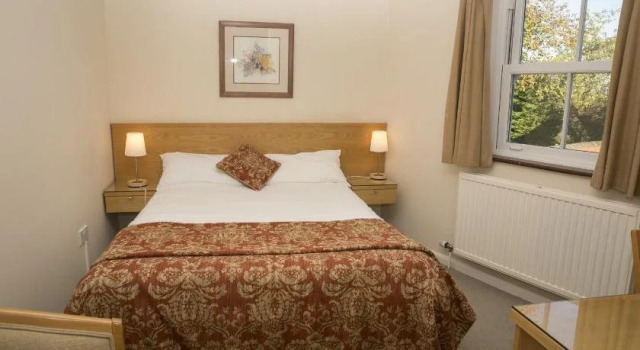 The Inn at Emmington, Rezervați Hotel Chinnor The Chilterns