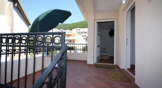 Студия с балконом Apartments Raičević