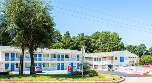Motel 6 Longview, TX