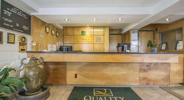 Prestige Riverside Lodge Quesnel, Buchen Sie Hotel Hotels in British Columbia mit Pool, Schwimmbad