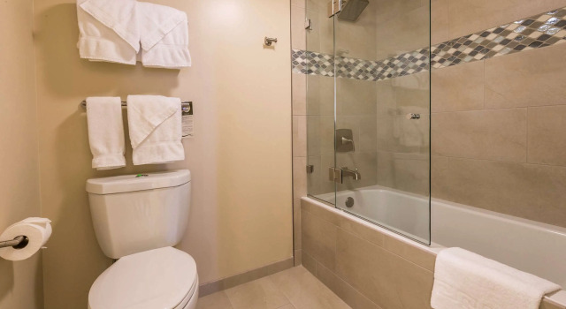 Номер Standard oceanfront Aston Waikiki Beach Tower