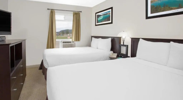 Четырёхместный номер Standard Barriere Motor Inn-BMI