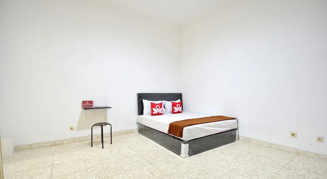 ZEN Rooms Kemang G17 Syariah
