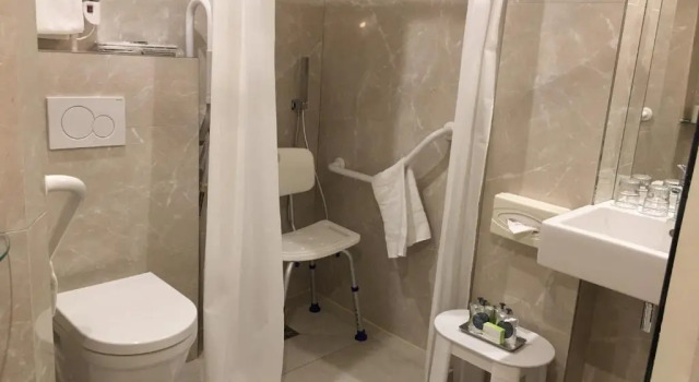 Номер Standard hotel Louvre Sainte Anne