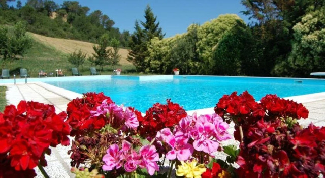 Hotel Antica Posta L'Abbeveratoio, Book Hotel San Giovanni dʼAsso Crete Senesi