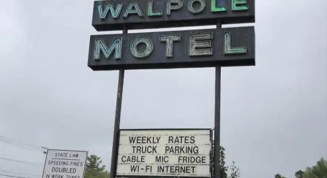 The Walpole Motel, Buchen Sie Motel Hotels in New England mit Parkplatz, Parkplätze