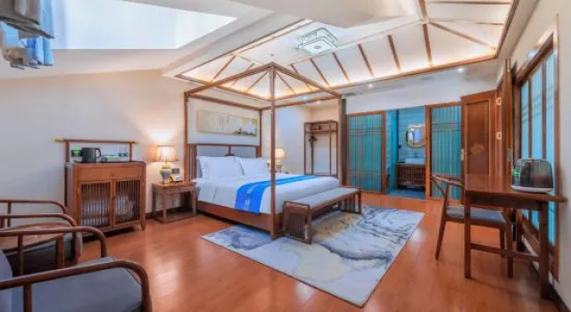 Двухместный люкс с видом на внутренний двор Yujing Smart Hotel