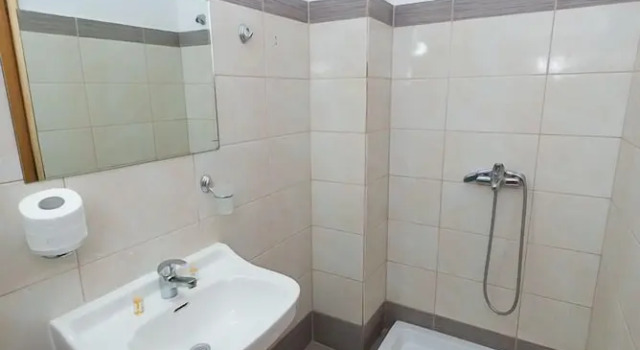 Номер Standard с балконом и с частичным видом на море Galaxy Hotel