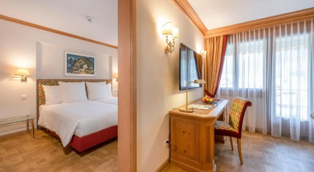 Полулюкс с балконом Hotel Vereina