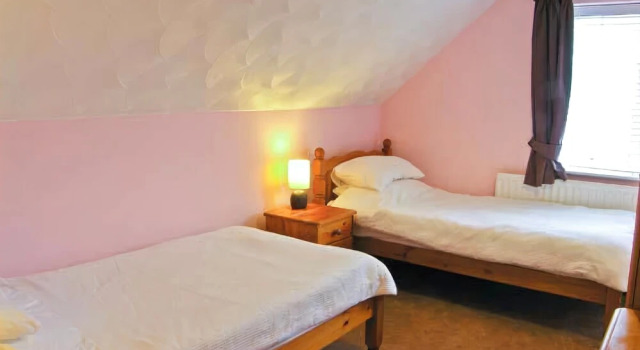 Firhaven, Book Hotel Llanfaelog Anglesey