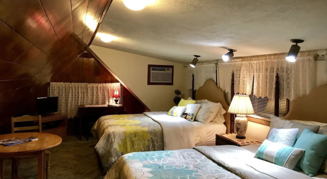 Четырёхместный номер Standard Hale Maluhia Country Inn