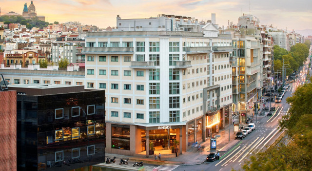 Отель INNSiDE by Melia Barcelona Apolo