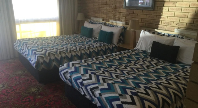 Blue Violet Motor Inn, Rezervasyon Otel Toowoomba Queensland