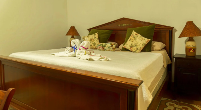 Hotel Cordoba, Book Hotel Granada Granada Region