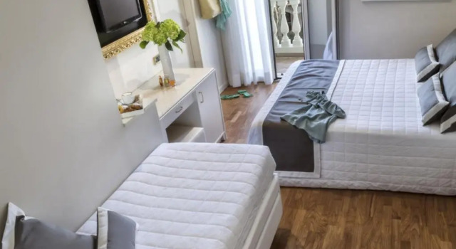 Трёхместный номер Standard с балконом Novecento Suite Hotel