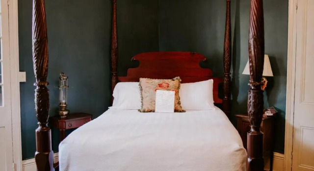 Люкс с балконом Maison Mouton Bed & Breakfast