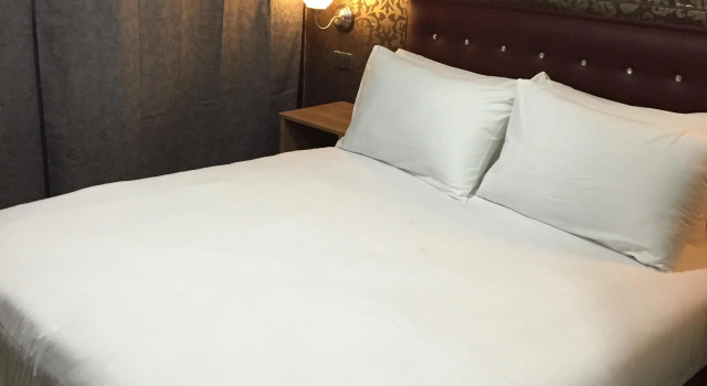 Harry's Suite, Забронировать Отель Отели Бангкока с парковкой, рядом с Торговый комплекс Эмпориум, Парковка