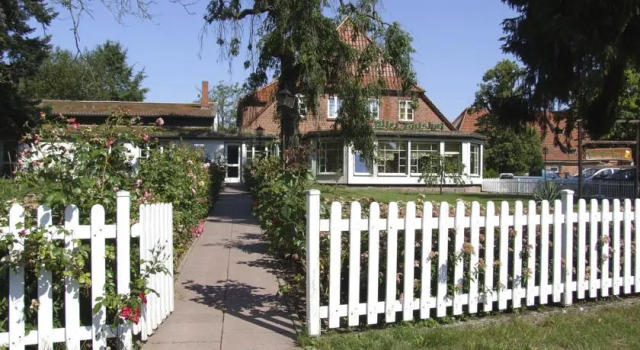 Alter Gutshof, Rezervovat Hotel Demern Meklenbursko-Přední Pomořansko