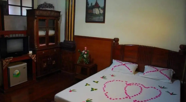 Номер Deluxe Bagan Central Hotel