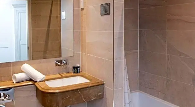 Семейный номер Standard Whitford House Hotel
