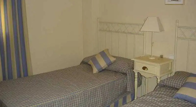 Четырёхместные апартаменты с 2 комнатами Life Apartments Costa Ballena