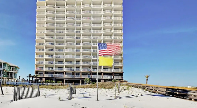 561 East Beach Blvd Condo Unit 208 2 Bedrooms 2 Bathrooms Condo, Prenota Appartamento Hotel a Alabama con piscina, Piscina