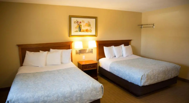 Standard Vierer Zimmer Midway Motel