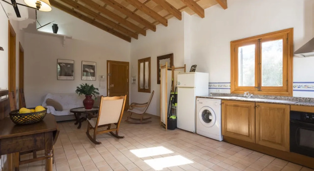 Апартаменты с 2 комнатами с видом на горы ULLAL - Rural Charm-AGRITOURISM approx 65000 meters PLUS PRIVATE MOUNTAIN villa and Outdoor Adventure Agritourism Apartment EQUIPATED - Private Mountain Path approximately 5 minutes walking from the beach -Ideal for relaxation