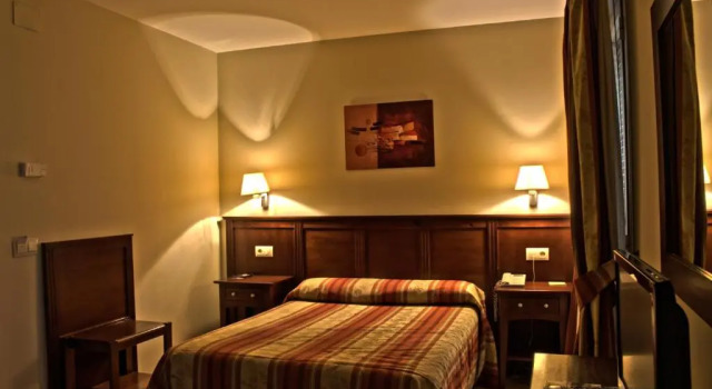 Трёхместный номер Standard Hostal Carmen