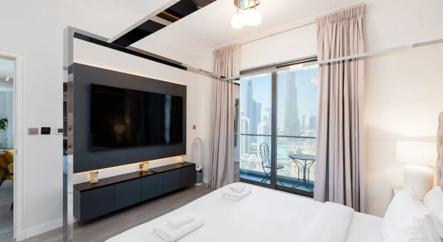 Апартаменты Sleek 3BR Maid s Room w Burj Khalifa View