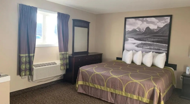 Люкс c 1 комнатой Super 8 by Wyndham Fort McMurray