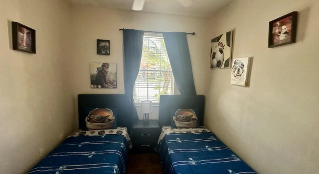 Grand Panoramic 3BR Townhouse Near Disney, Rezerwuj Hotel Kissimmee Kissimmee