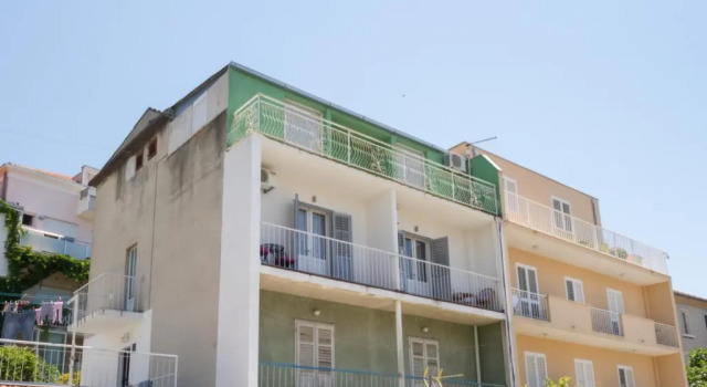 Apartment Resorts Place, Prenota Appartamento Splitska 