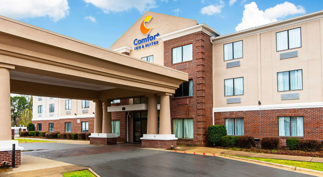 Comfort Inn & Suites Pine Bluff, Boek Hotel Hotels in Missouri met zwembad, Zwembad