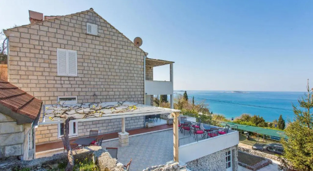 Апартаменты с 3 комнатами Villa Narona