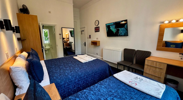 Трёхместный номер Standard с балконом Jubilee Hotel Victoria