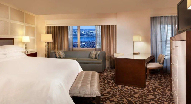 Hilton Boston Back Bay, Забронировать Отель Отели Бостона с парковкой, рядом с Дом-музей Гибсона, Парковка