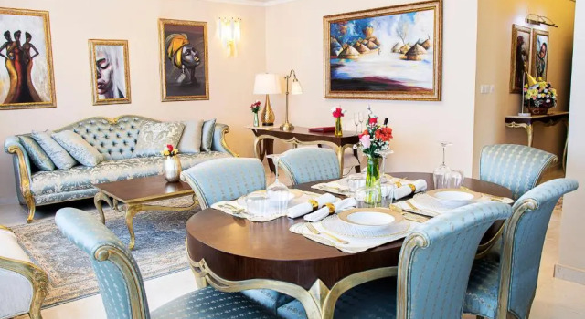 Люкс Presidential Home Suites Boutique Hotel Freetown